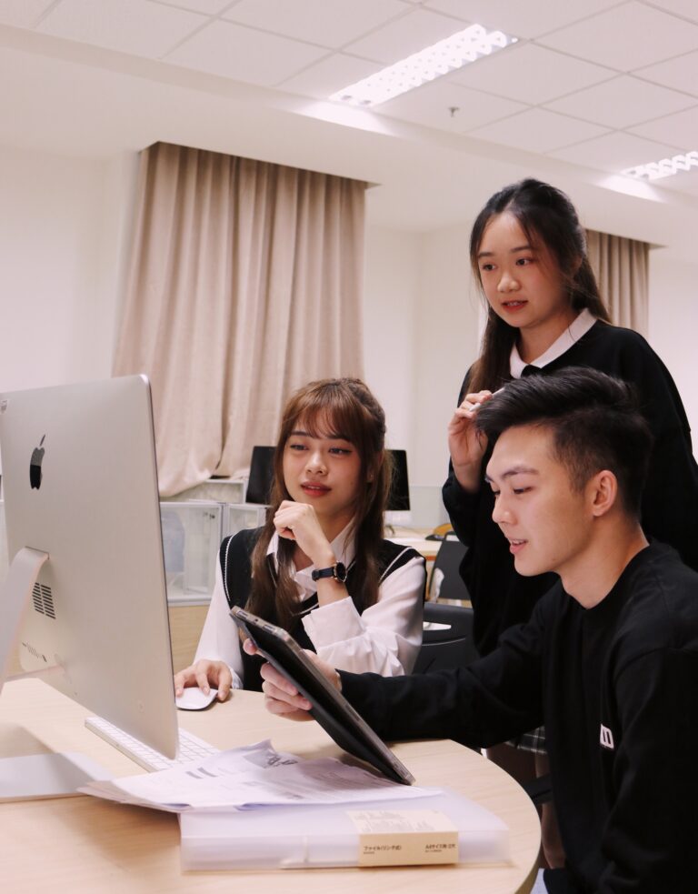 XMUM is recruiting Graduate Student Research Assistants (GRAs) with Allowance